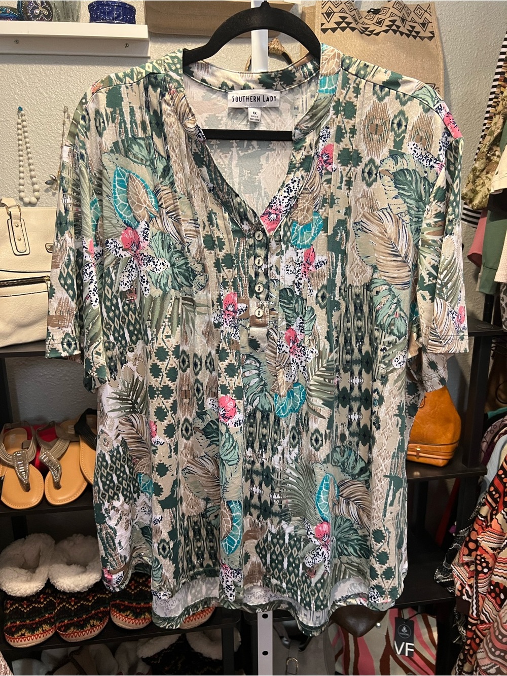 Southern Lady Green Tropical Print Button-Front Blouse
